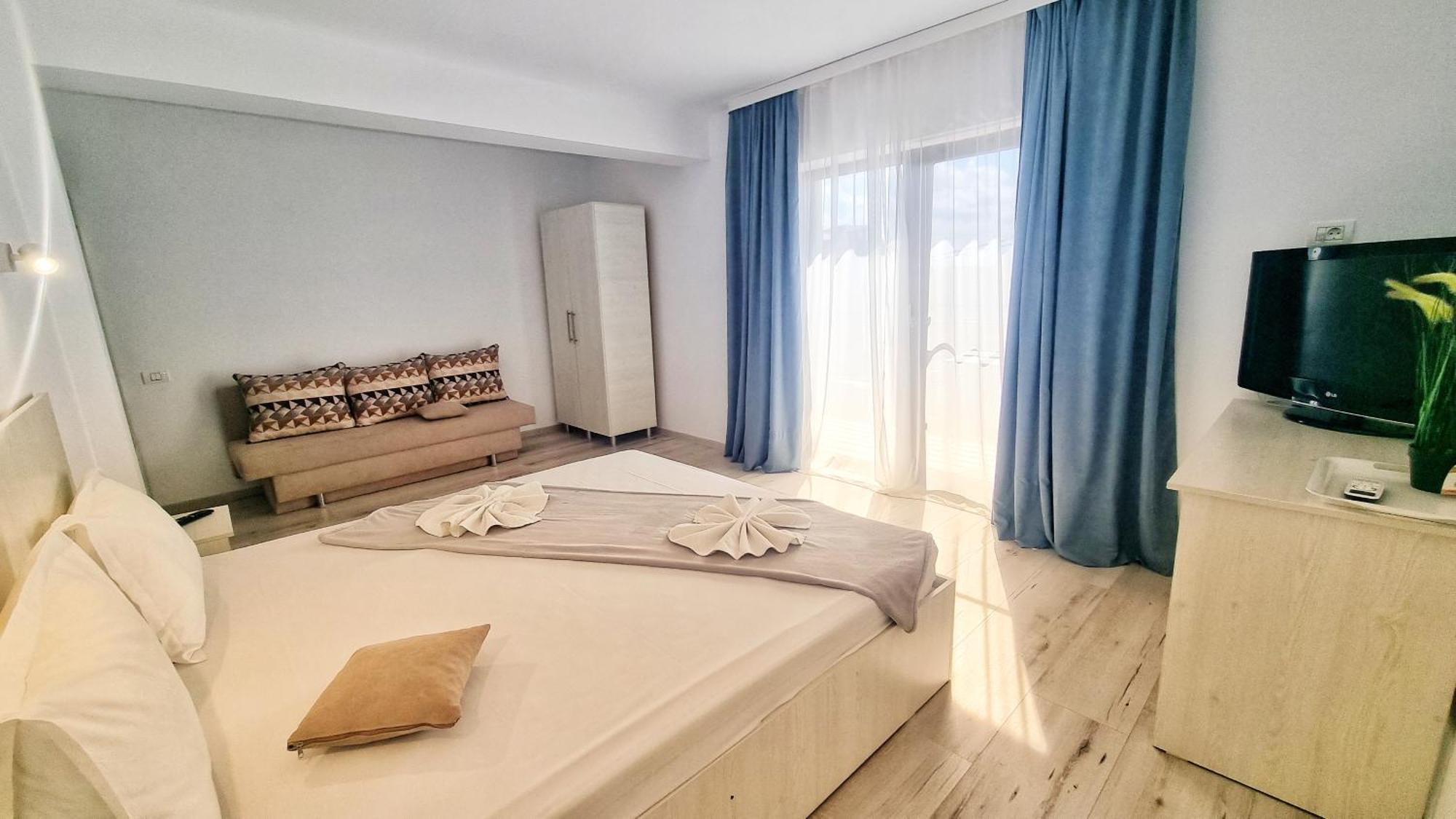 Casa Cochilia - Camera Privata In Localitatea ตูซลา ภายนอก รูปภาพ