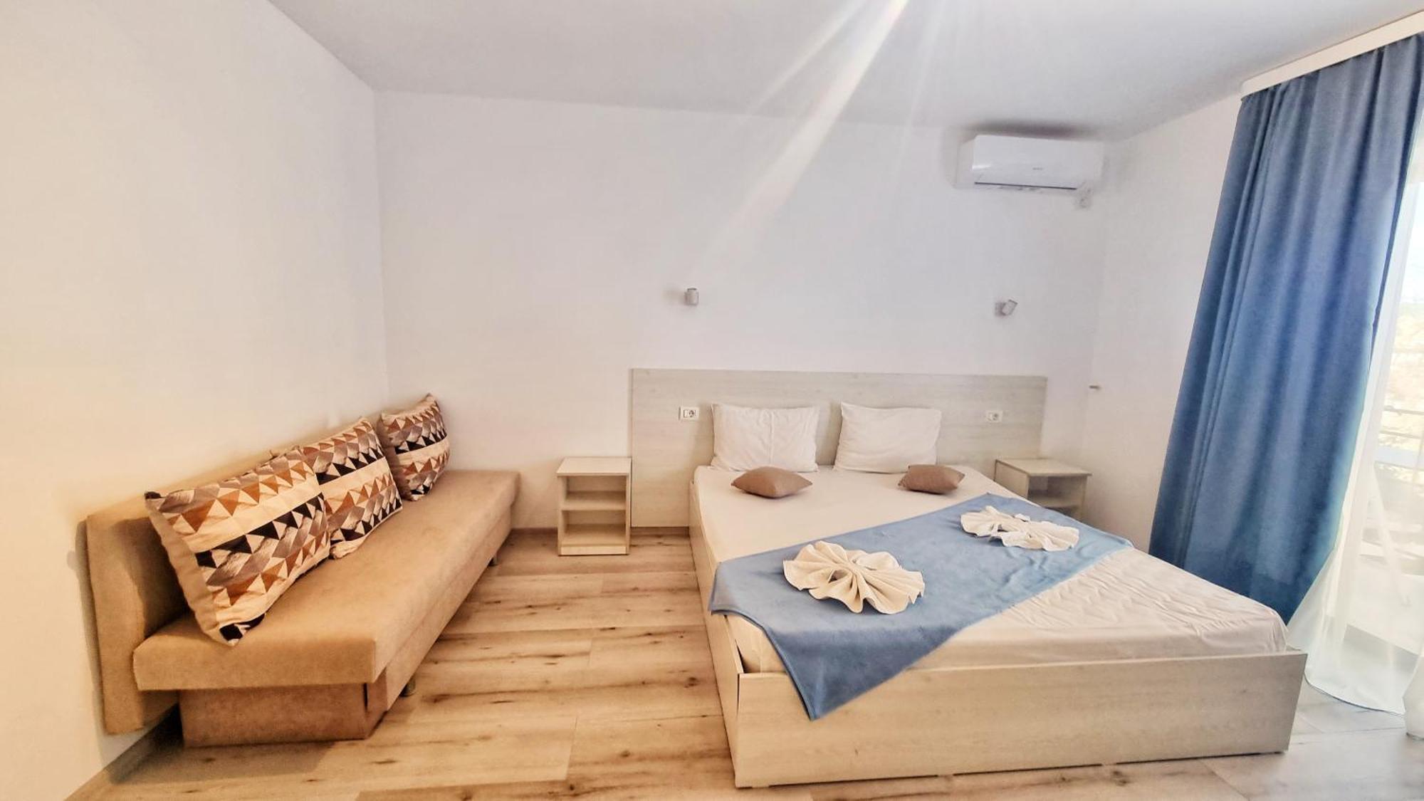 Casa Cochilia - Camera Privata In Localitatea ตูซลา ภายนอก รูปภาพ
