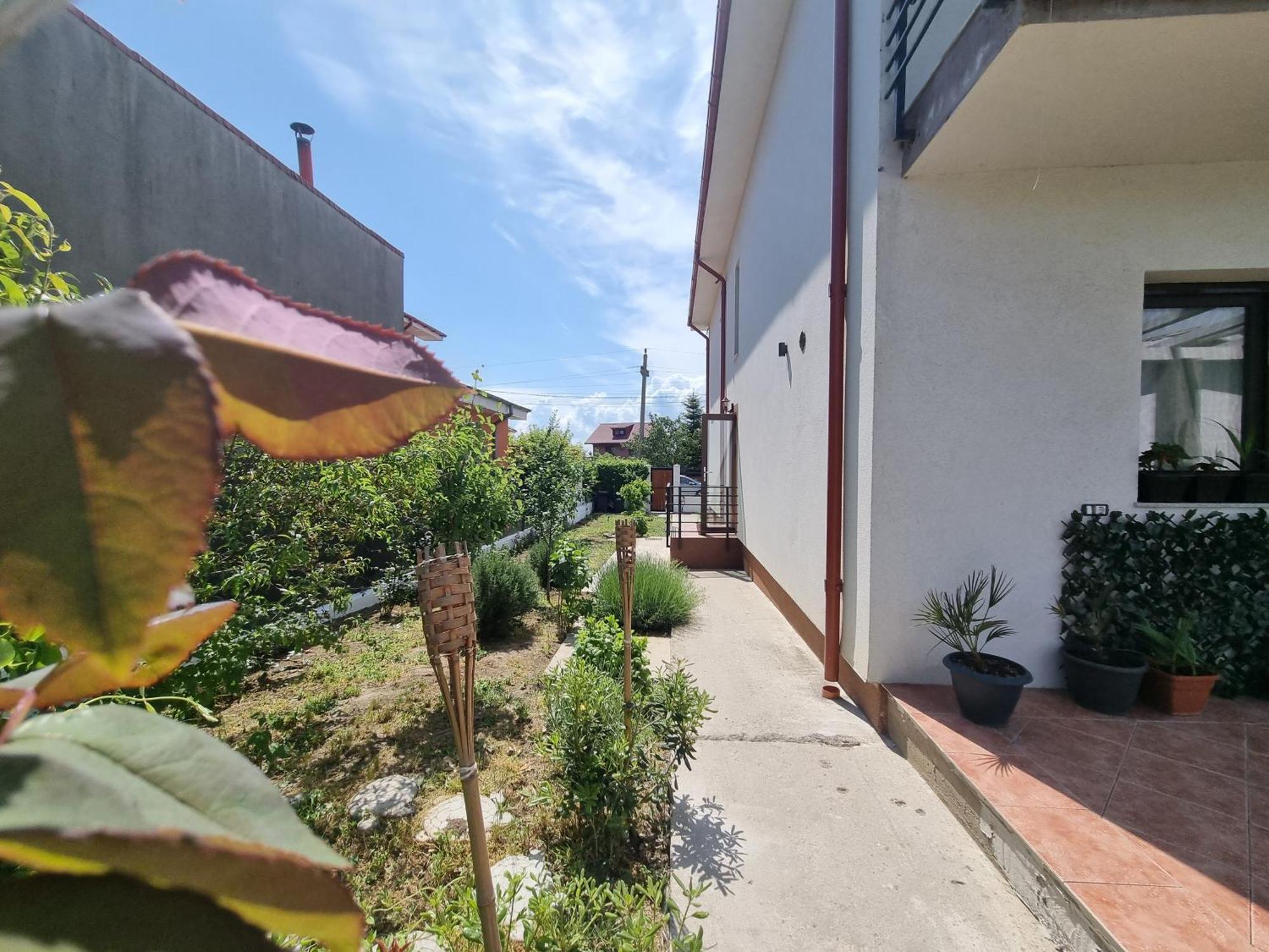 Casa Cochilia - Camera Privata In Localitatea ตูซลา ภายนอก รูปภาพ